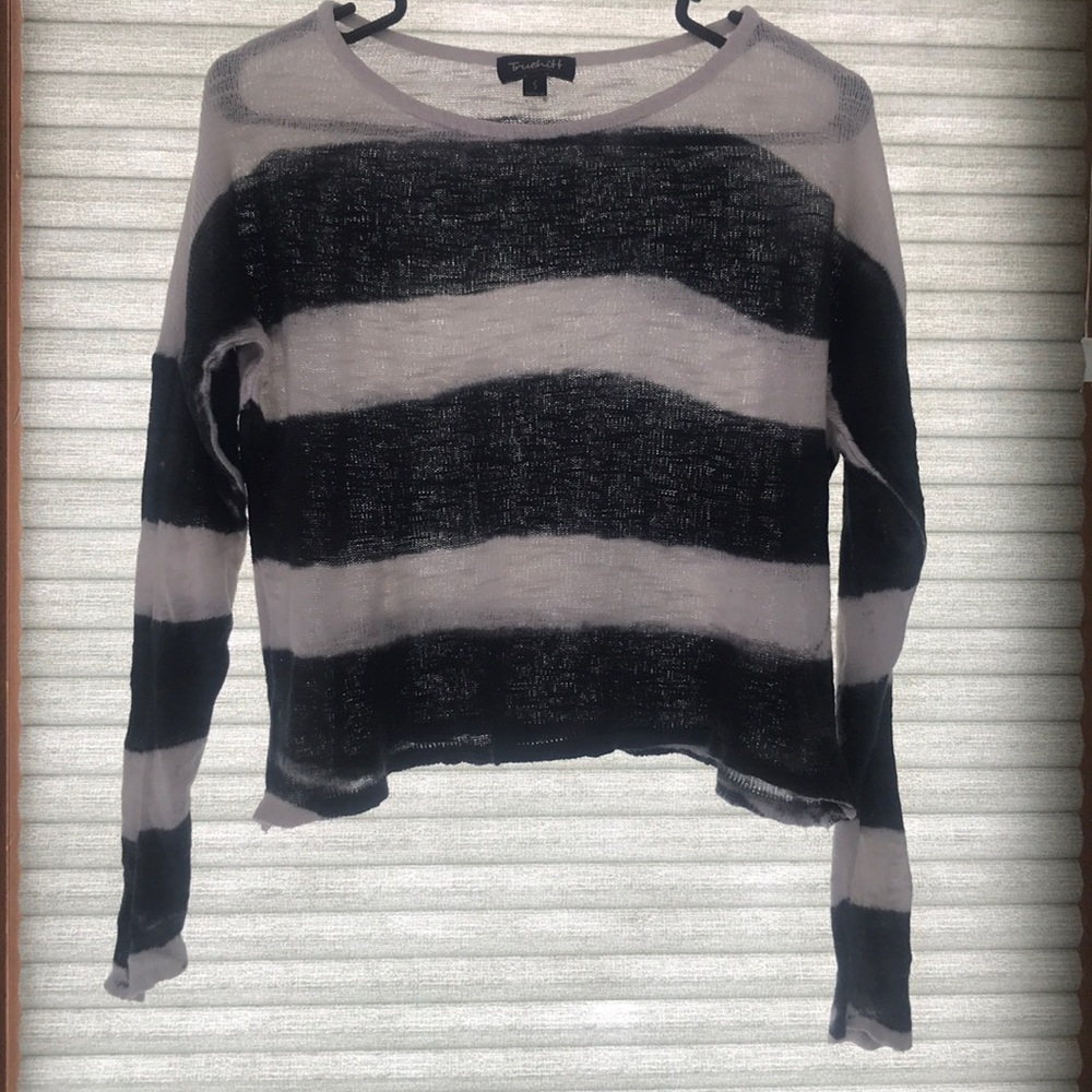 Women’s long sleeve